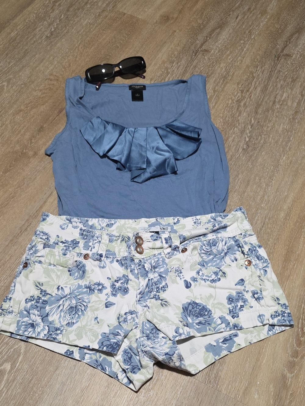 YMI Floral Festival Low Rise 5-pocket Shorts with Copper Accents